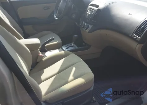 2010 Hyundai Elantra Blue z USA, uszkodzony, nr VIN KMHDU4ADXAU878863